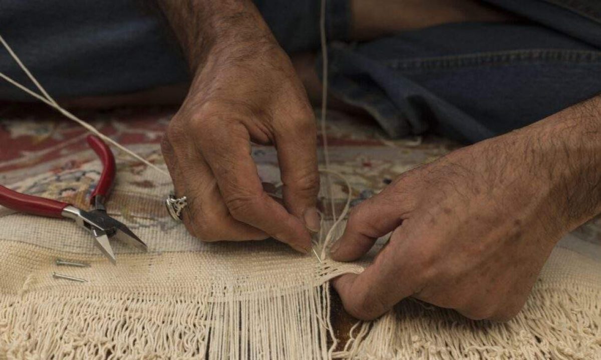 carpet-repair-g5b82a21c6_1920-980x653-4